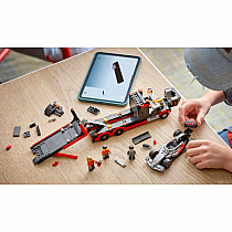 LEGO F1 TRUCK/AUDI F1 CAR