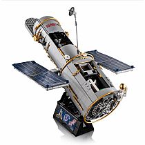 LEGO HUBBLE SPACE TELESCOPE