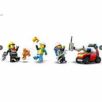 LEGO FIRE COMMAND TRUCK