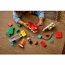 DUPLO FIRE TRUCK W HOSE/FIRE