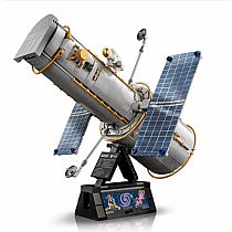 LEGO HUBBLE SPACE TELESCOPE