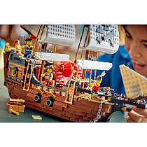 LEGO ICONIC PIRATE SHIP