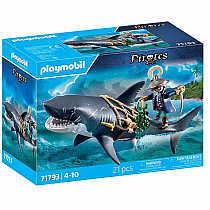 PM GIANT SHARK WITH PIRATE