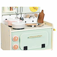 COTTAGE CHIC KITCHENETTE