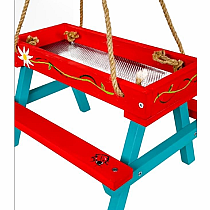 PICNIC TABLE BIRD FEEDER