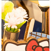 DIY HELLO KITTY SWEET SHOP BOOK NOOK