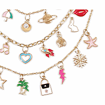 HANDFUL OF CHARM NECKLACE KIT