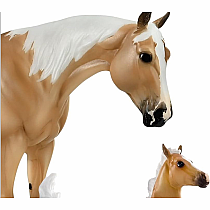 BREYER EBONY SHINES / CHARLIZE