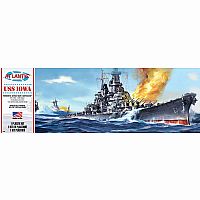 MODEL KIT USS IOWA BATTLESHIP