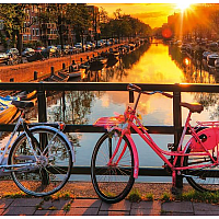 Bicycles in Amsterdam (1000 pc Puzzle)