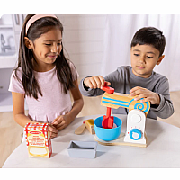 MAKE-A-CAKE WOODEN MIXER SET