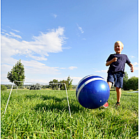 WICKET KICK GIANT KICK CROQUET