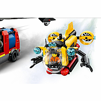 LEGO HELICOPTER FIRE TRUCK SUBMARINE