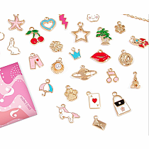 HANDFUL OF CHARM NECKLACE KIT