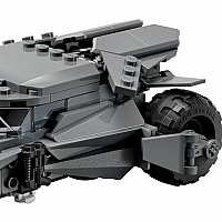 LEGO BATMAN/SPR MAN  BATMOBILE