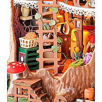 DIY FAIRYTALE TREEHOUSE