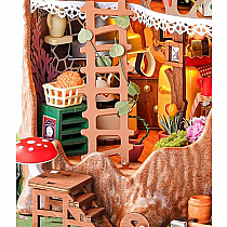 DIY FAIRYTALE TREEHOUSE