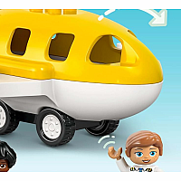 DUPLO FIRST DAY AT THE AIRPORT