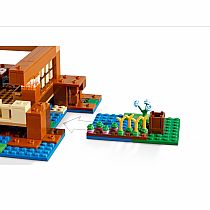 LEGO THE FROG HOUSE