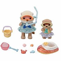 CC SEA OTTER SISTERS SPLASHY SNORKEL SET--CALICO CRITTERS