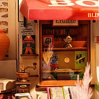 DIY CORNER BOOKSHOP