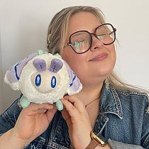 SQUBL SNACKERS LILAC LUNA MOTH