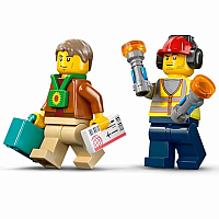 LEGO AIRPORT W PLANE
