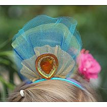 PRETTY PEACOCK DRESS/HEADBAND 5/6