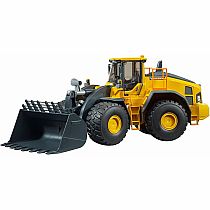 BRUDER VOLVO WHEEL LOADER L260