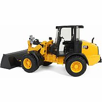 BRUDER CAT WHEEL LOADER