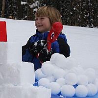 SNOWBALL MAKER