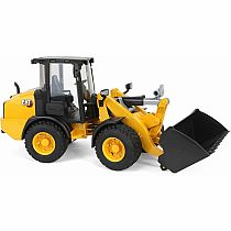 BRUDER CAT WHEEL LOADER