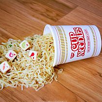 YAHTZEE CUP O NOODLES