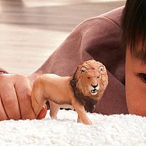 SCHLEICH AFRICAN LION
