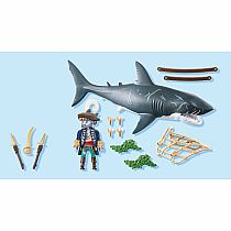 PM GIANT SHARK WITH PIRATE