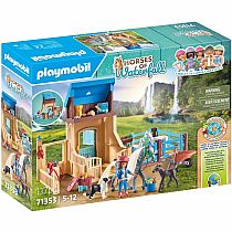 PM HORSE STALL AMELIA WHISPER