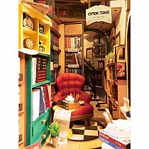 DIY MINI BOOKEND: BOOKSTORE