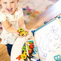 Double-Sided Magnetic Tabletop Easel