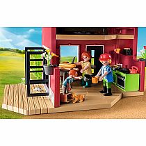PM FARMHOUSE W OUTDOOR AREA