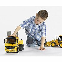 BRUDER JBC LOADER BACKHOE