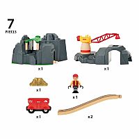 BRIO Crane & Mountain Tunnel