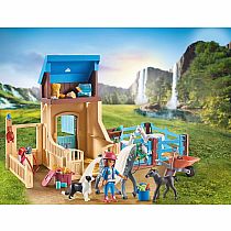 PM HORSE STALL AMELIA WHISPER