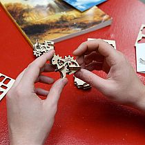 Ugears U-Fidgets Tribiks