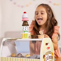 Melissa & Doug Wooden Scoop & Serve Ice Cream Counter