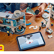 LEGO AIRPORT W PLANE