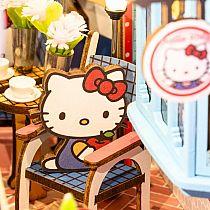 DIY HELLO KITTY SWEET SHOP BOOK NOOK