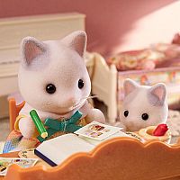 CC LATTE CAT FAMILY--CALICO CRITTERS
