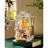 DIY GARDEN HOUSE BOOK NOOK