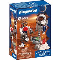 PM ASTRONAUT W ROBOT