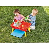 Sand ‘n Splash Activity Table